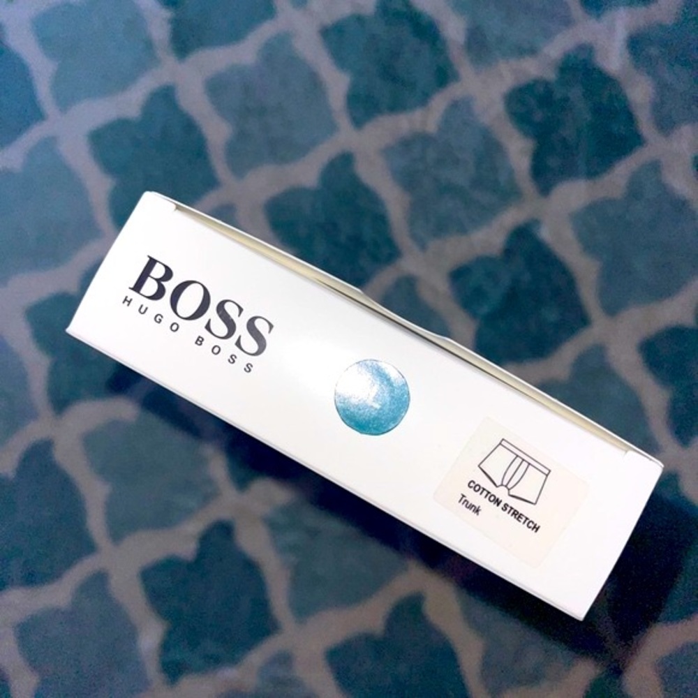Hugo Boss Trunks NWT - Picture 2 of 9